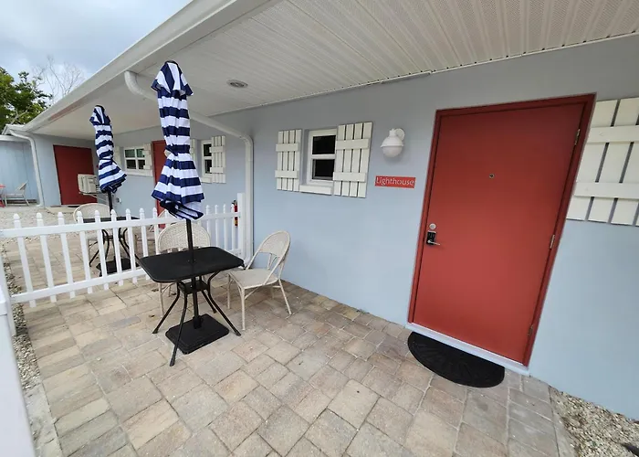 Sunshine Island Inn - Adults Only Sanibel
