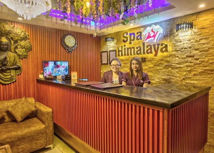 Hotel Highway Inn Manali 