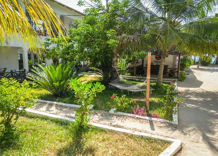 Cocolala Beach House Nungwi