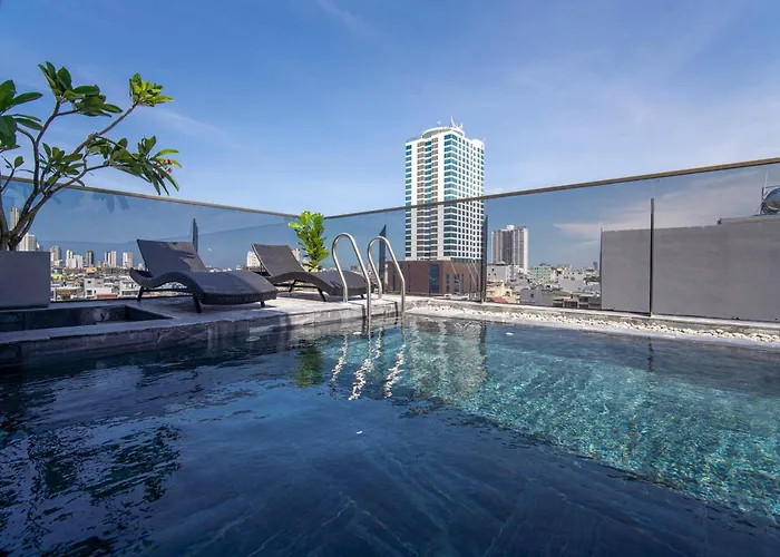 Hsuites Riverside Hotel And Apartment Danang