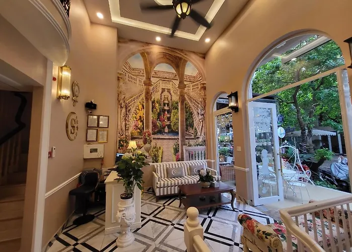 Saigon By Night Luxury Hotel Ho Chi Minh City
