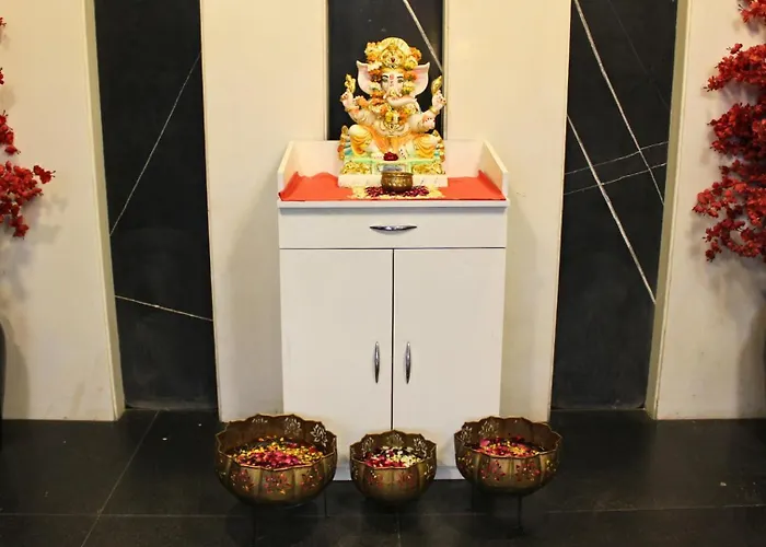 Hibiscus Select Hotel Ghaziabad