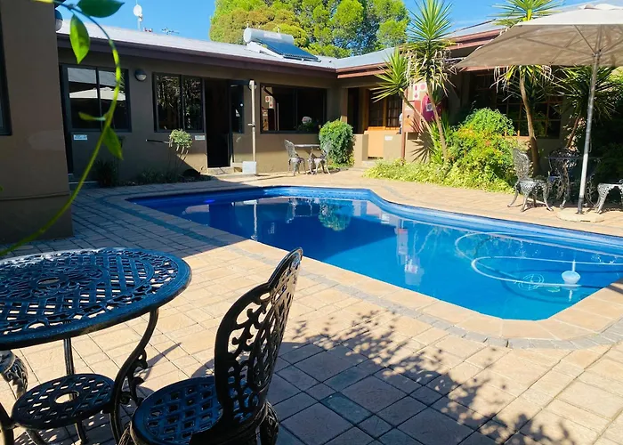 Greenleaf Guest Lodge Bloemfontein