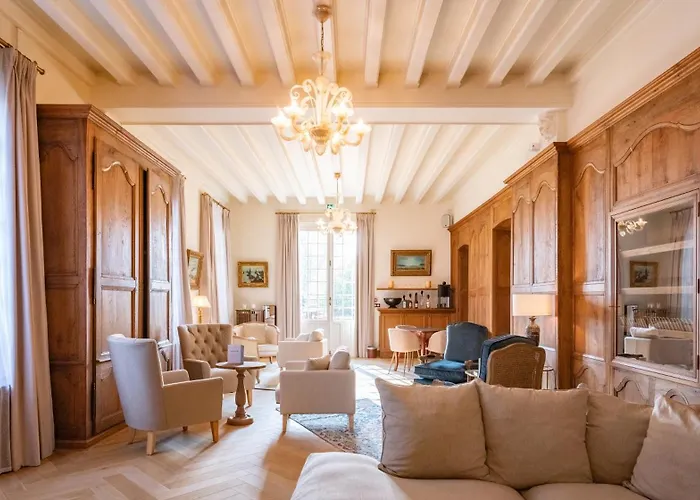 Hotel La Folie à Forges-les-Eaux