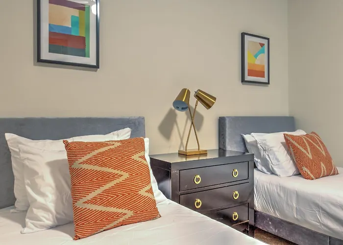 Kasa Central West End St Louis Richmond Heights