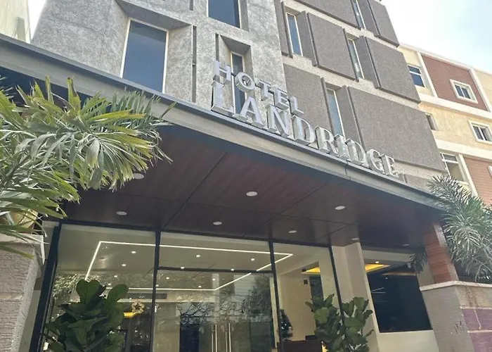 Hotel Landridge - Hitech City Hyderabad