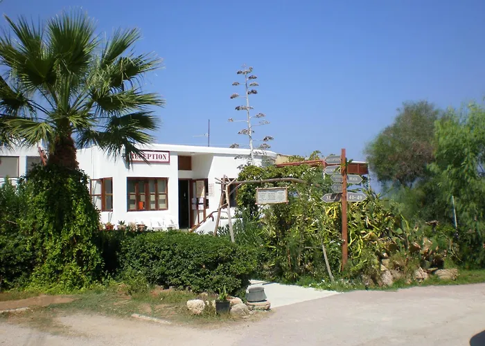 Riviera Beach Bungalows Kyrenia 