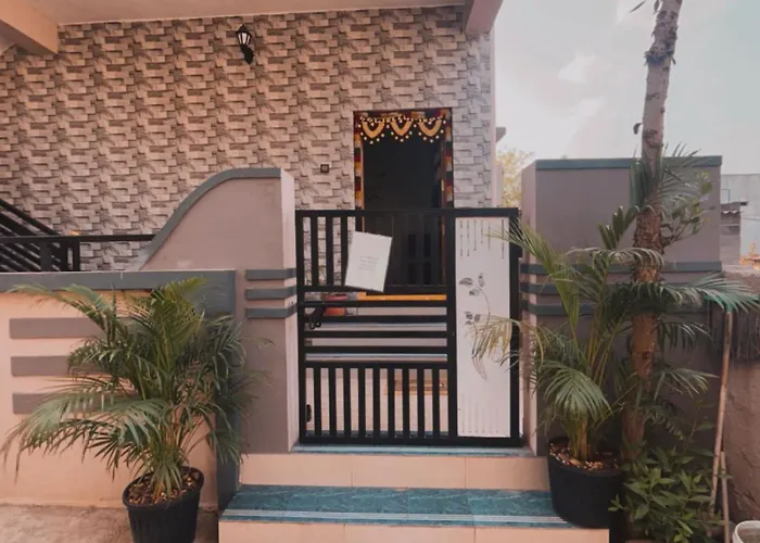 Lee Home Stay Hampi