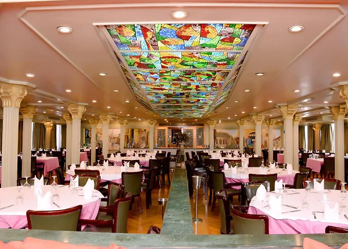 Nile Cruise Luxor Aswan 3,4 And 7 Nights Hotel