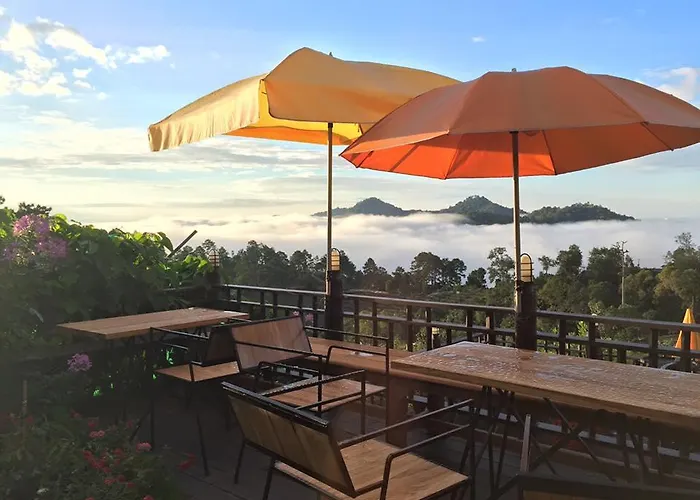 Phu Mork Dao Resort เชียงใหม่