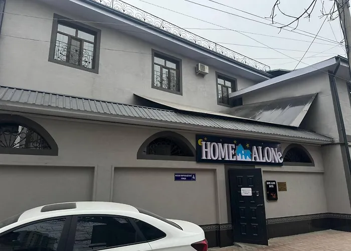 Home Alone Hotel Taşkent