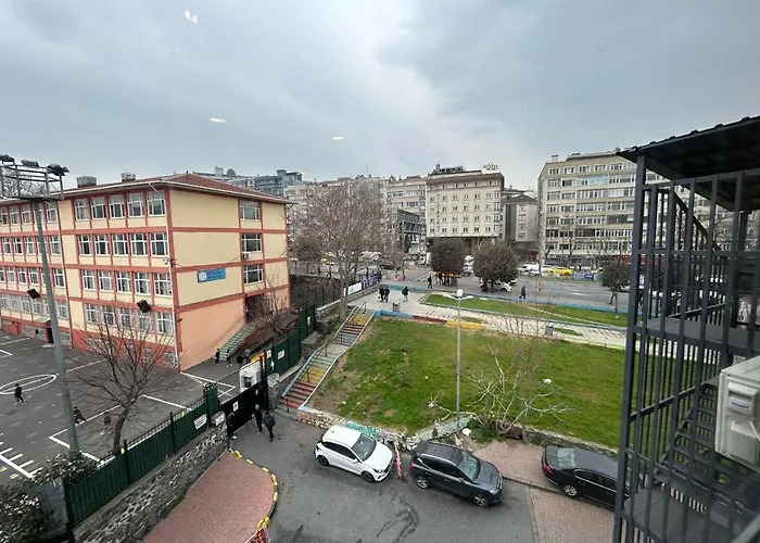 Hira Hotel Istanboel