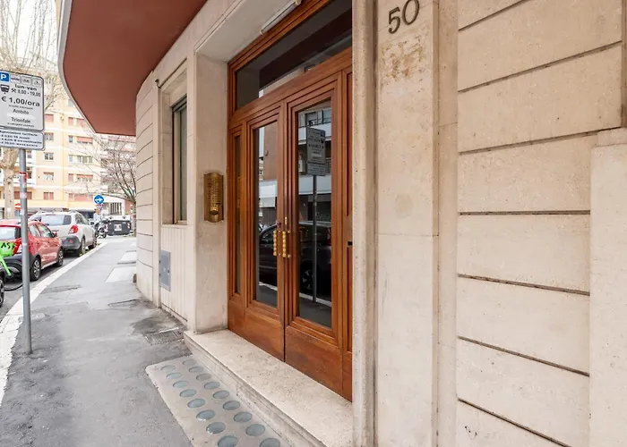 Domus Bella Roma Hotel
