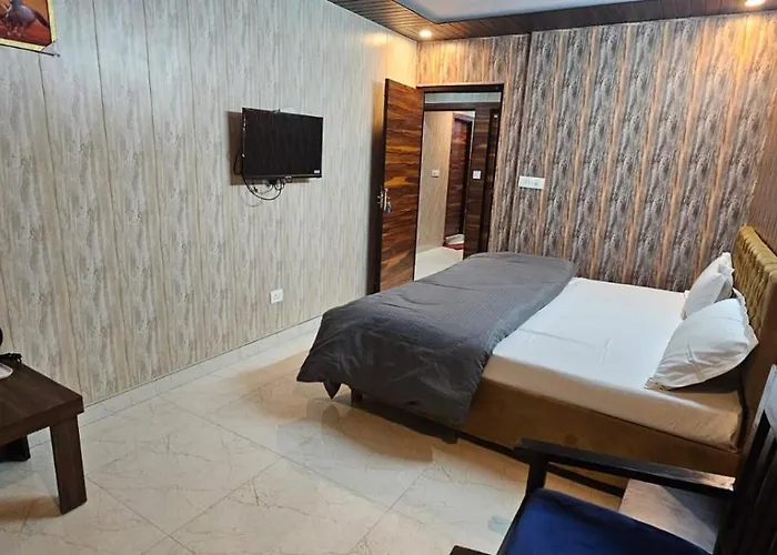 Hotel Mussoorie Gold Mary
