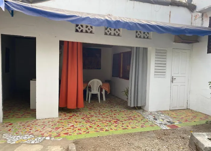 La Case Africaine Saly Portudal