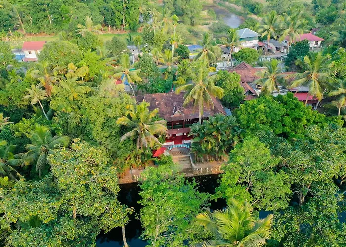 Garggi Backwater Retreat Kottayam