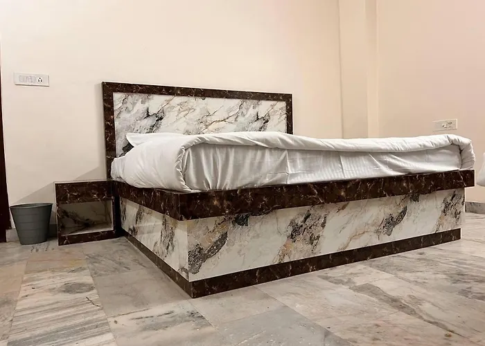 Shri Kailash Dham Vrindavan