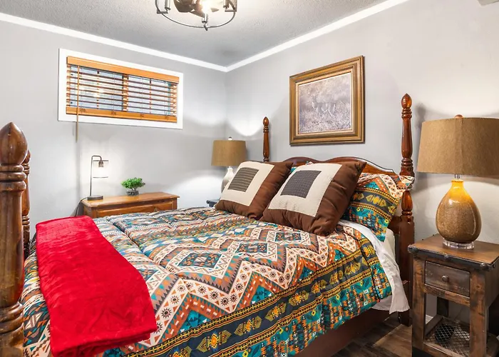 Salt Block - The Rustic Suite 1 Bandera