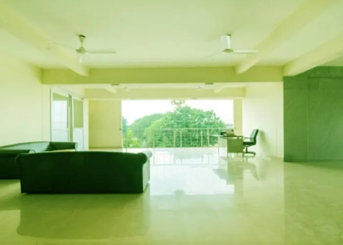 Vaishnavi Residency, Srikalahasti Hotel