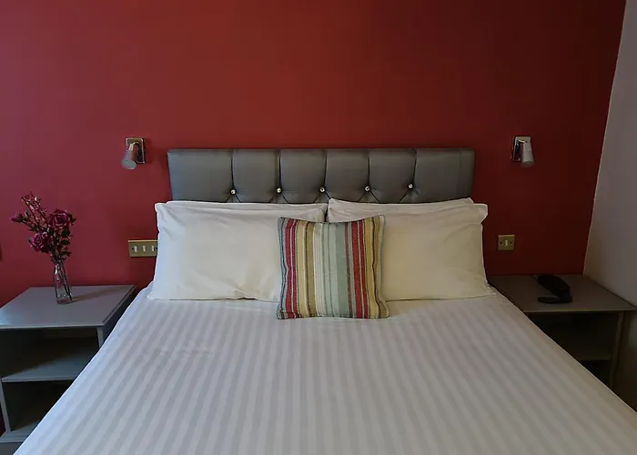 Superior Hotel Dudley