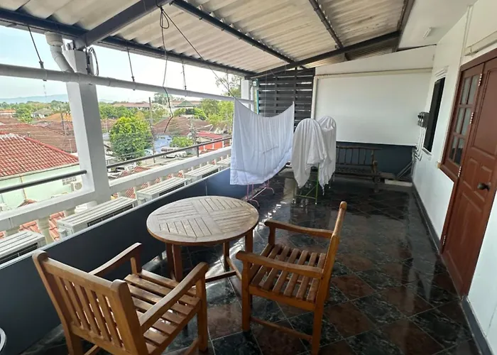 Mona House Phuket Hotel Chalong