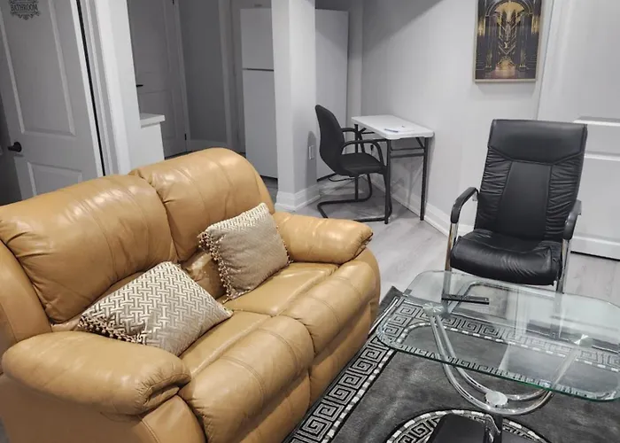 Apartment B 2 Bedroom Brampton