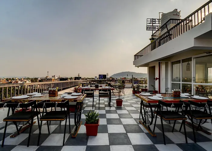 Hotel Park View Inn Udaipur
