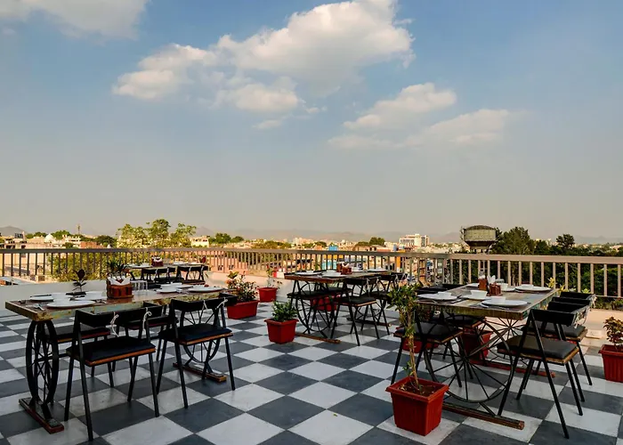 Hotel Park View Inn Udaipur