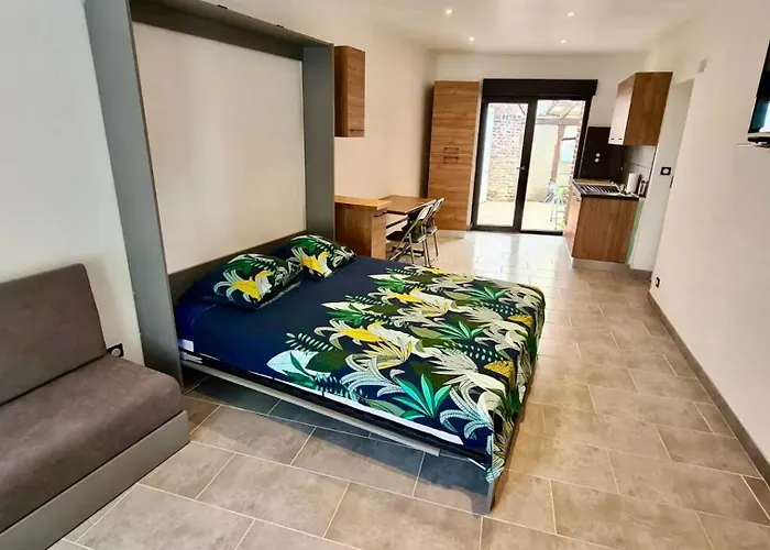 L Auberge Du Mont Des Bruyeres Plain Pied Saint-Amand-les-Eaux