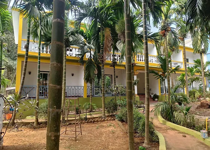 Lavish Exotic Hotel & Apartments Arambol