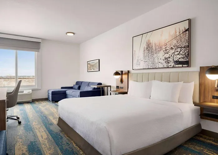 La Quinta Inn & Suites By Wyndham Denver Parker