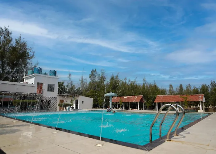 Lake View Village Resort Tajpur