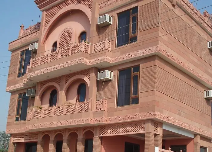 Siris 18 Hotel Agra 