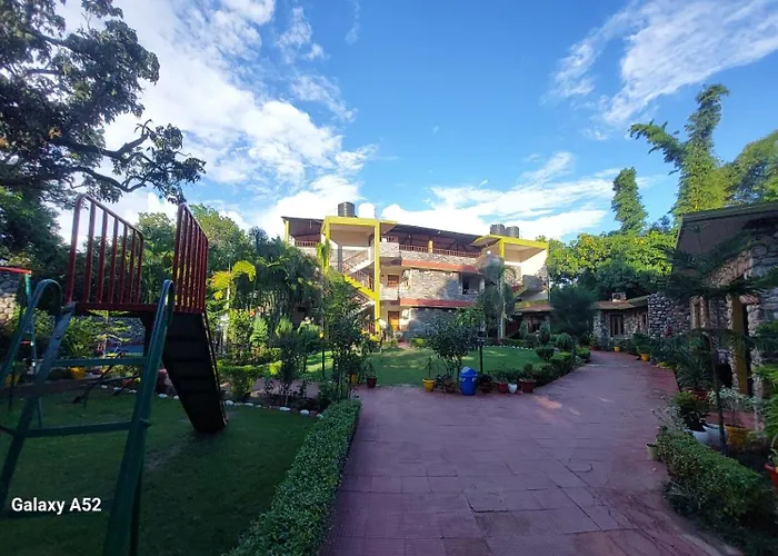 Hr Dukes Den Resort Ramnagar 