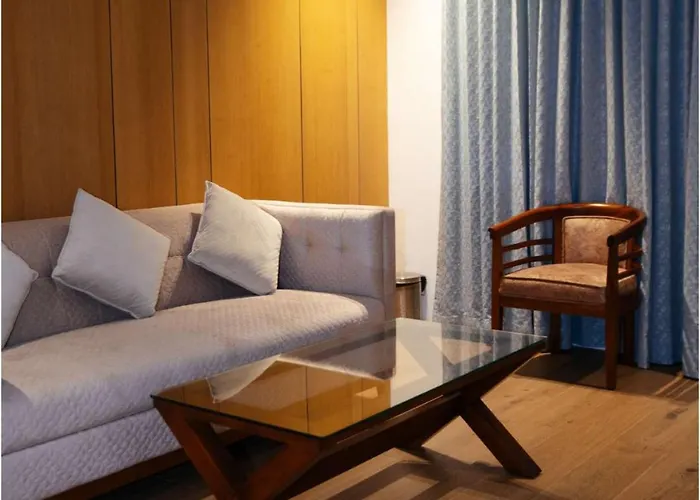 Ritz Avenue Luxury Hotel Mahe
