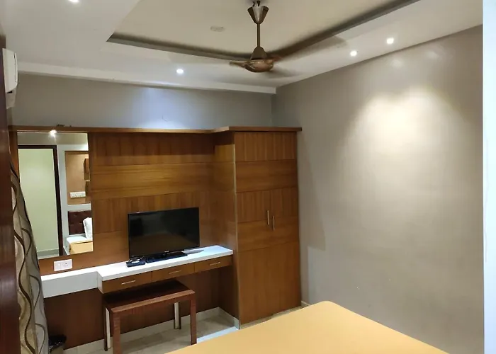 Cuba Residency Hotel Pondicherry
