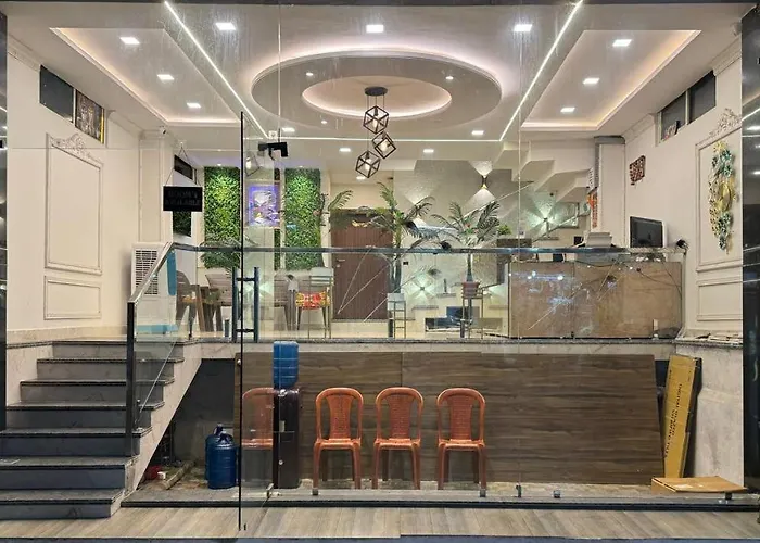 Hotel Shreeji Residency Pachmarhi