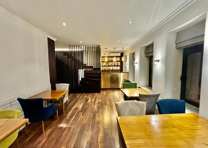 D And D Hotel Tbilisi