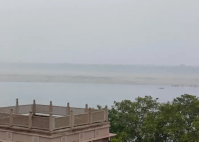 Krishna P. Guest House Varanasi