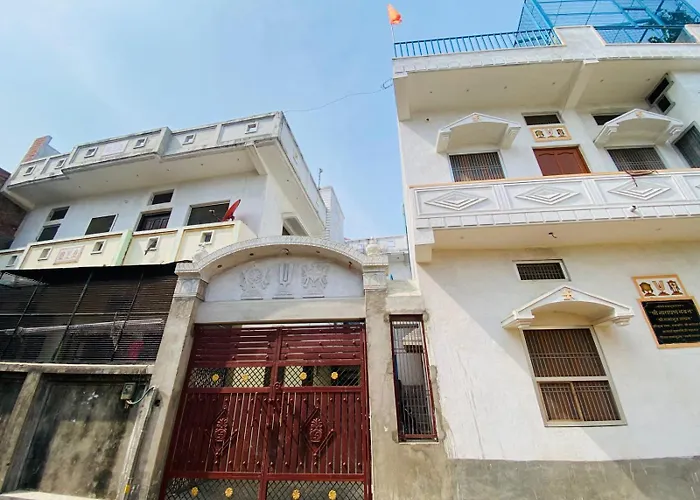 The Narayan Bhawan , Ramanuj Ashram ,Haridas Nagar ,Ramkot Ayodhya Ji