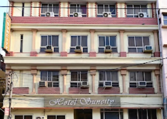 Hotel Suncity Prayagraj