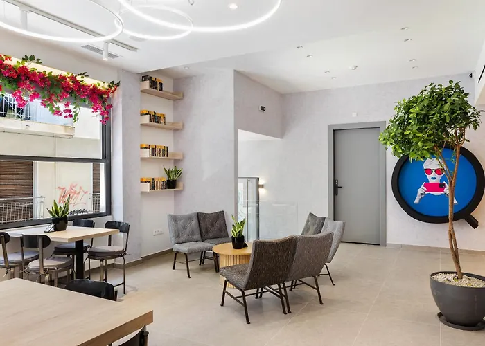 The Q Hotel Atenas