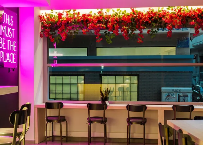 The Q Hotel Atenas