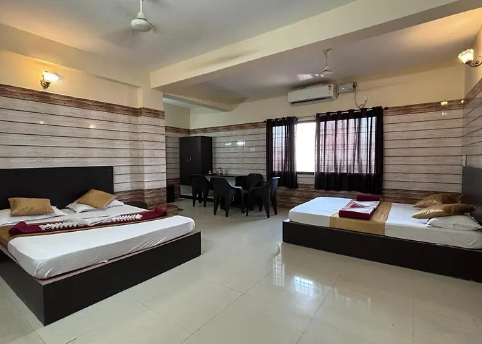 Yamuna Vihar Toursit Home Kolluru
