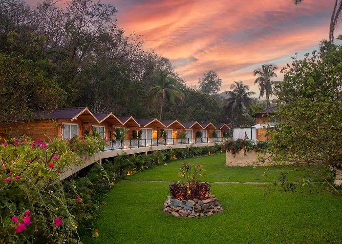Stone Wood Premier Dandeli Hotel