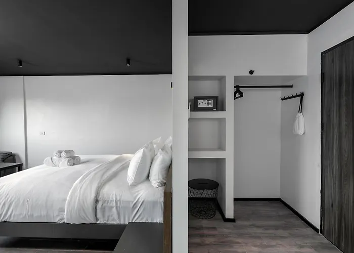 Bedtime Hotel Samui Chaweng 