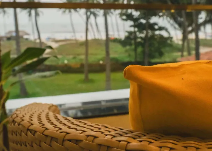 Longuinhos Beach Resort Colva
