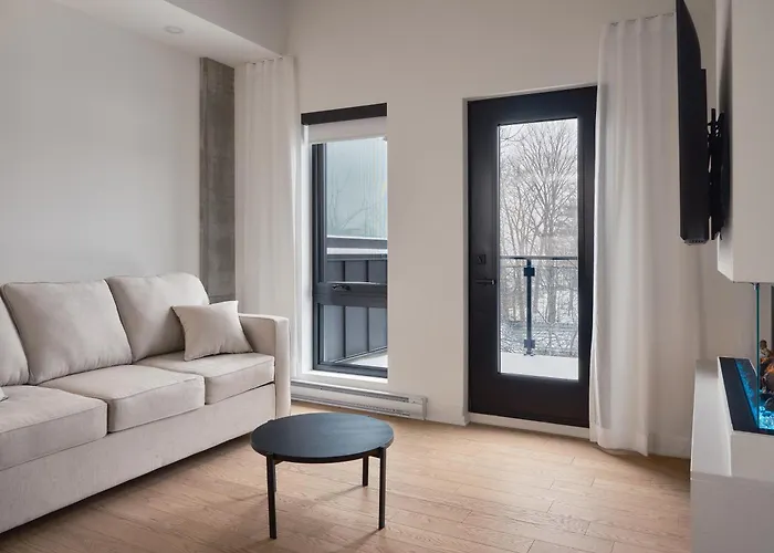 Hotel Experience - Quartier Des Marinas Magog