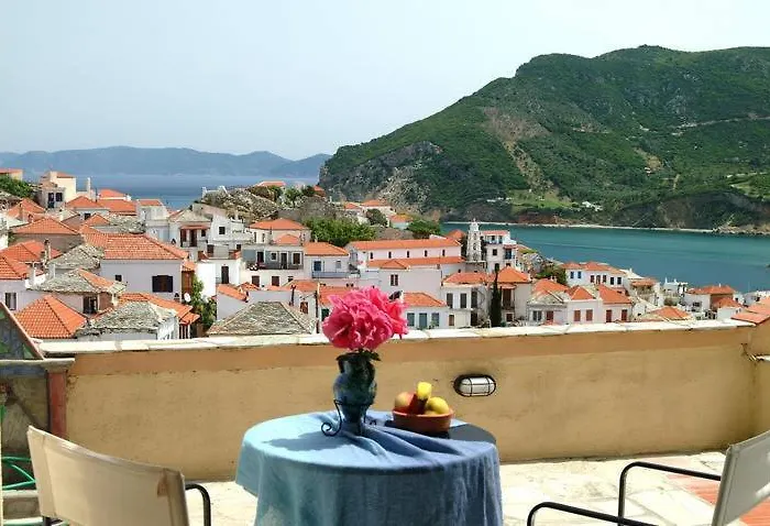 Aperanto Galazio Hotel Skopelos Town