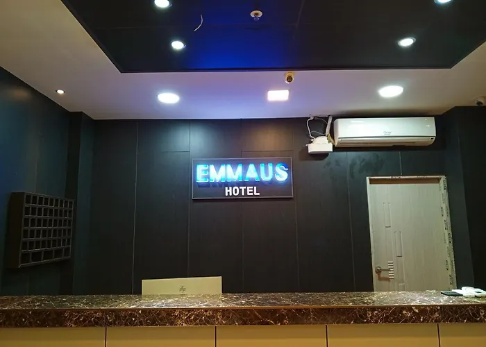 Emmaus Condotel Angeles